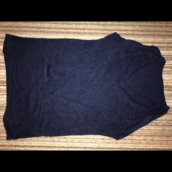 Navy blue sweater - Picture 1 of 2